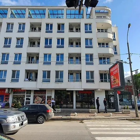 Апартамент Colonel 946